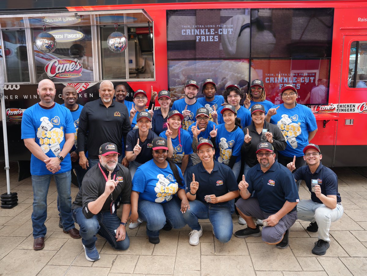 Dallas Police Dept tweet media