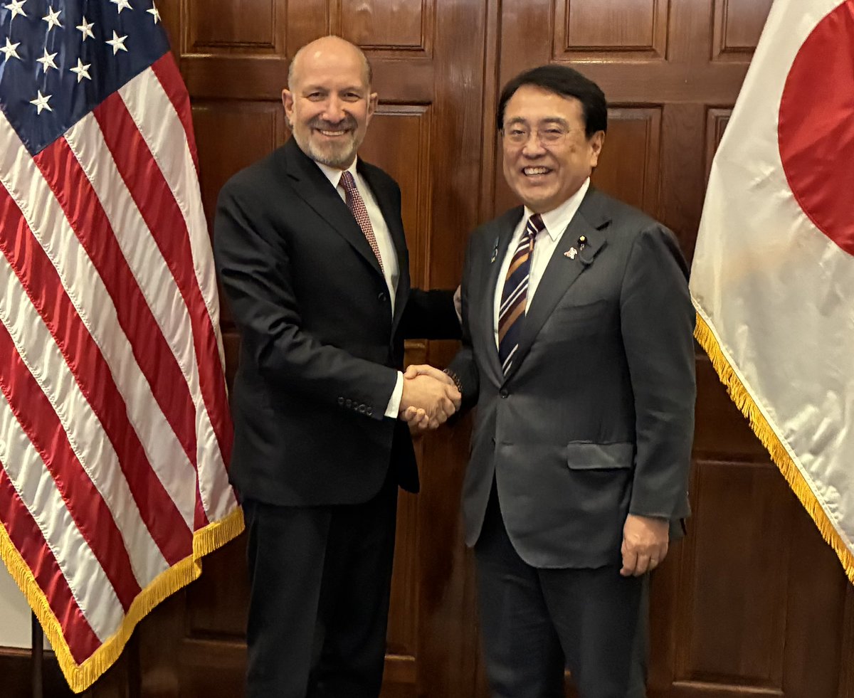 赤沢りょうせい tweet media