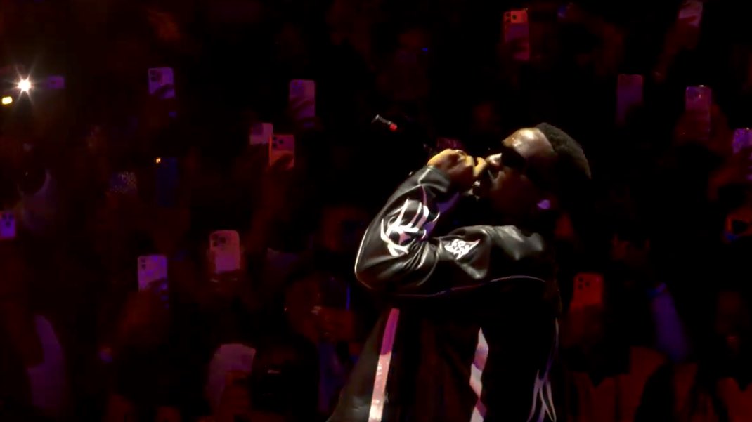 AccraGuyy's tweet image. 📸SARKODIE LIVE AT HIS SOLD-OUT RAPPERHOLIC UK CONCERT AT THE ROYAL ALBERT HALL.(2026)❤️

#RAPPERHOLICUK26🇬🇧