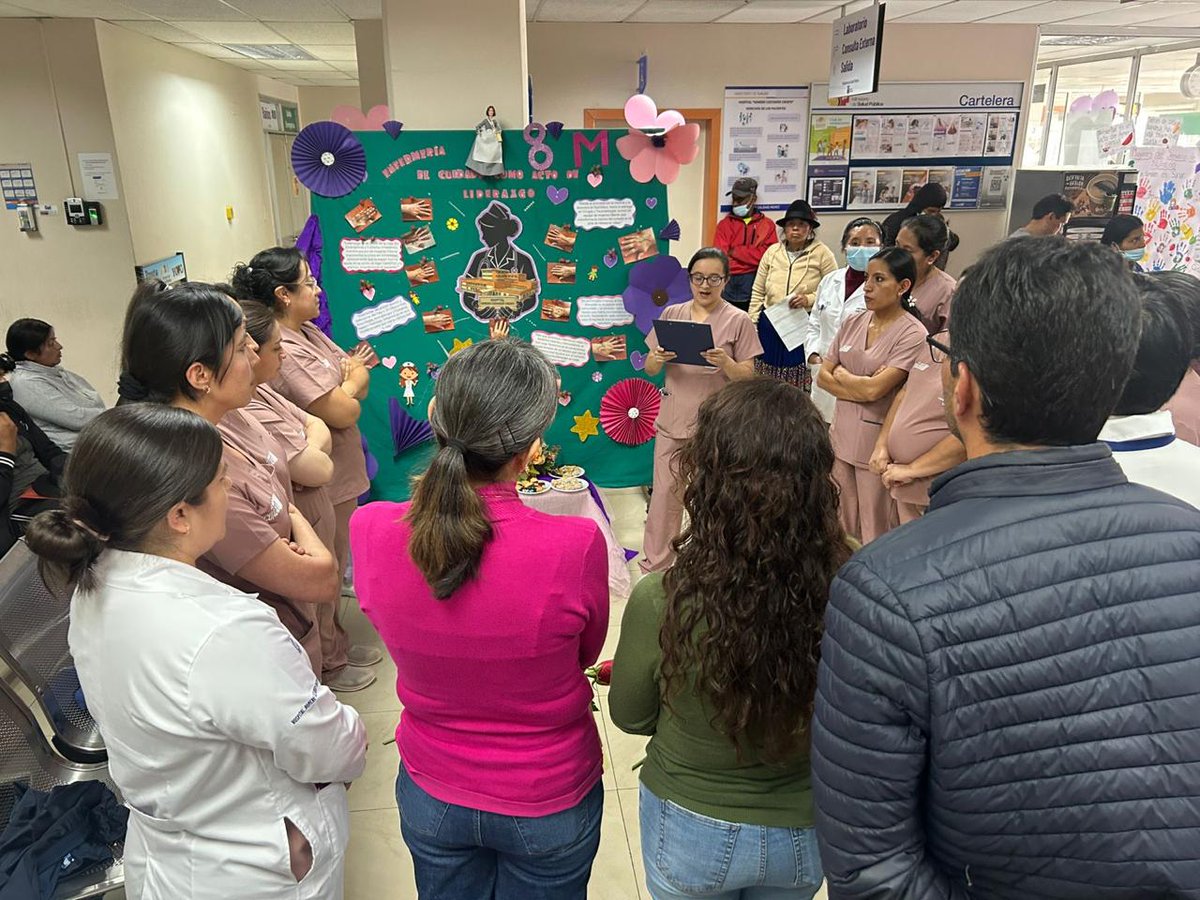 #ElNuevoEcuador | El <a href="/HHCCAzogues/">Hospital Homero Castanier Crespo 🇪🇨</a> conmemoró #ElDiaInternacionalDeLaMujer con murales que capturan su esencia, fortaleza y liderazgo en la salud. Está iniciativa reafirma el compromiso con un sistema de salud justo, equitativo y con equidad de género.