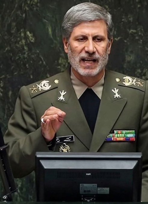 a_hatunoglu's tweet photo. 🚨İran Devrim Muhafızları Açıklaması;

İşgal altındaki topraklarda (İsrail) yaşayanlara sadece 24 saatiniz var ondan sonra, bu toprakları cehenneme çevireceğiz.
Süre dolduktan sonra sizi neler bekliyor? 
Şimdi bu fırsattan yararlanın, çünkü bir saat sonra tüm havaalanlarına saldıracağız ve tek bir uçak bile kalkamayacak. Limanlardaki tüm gemileri yakacağız ve kaçış yolunuz olmayacak.
Beklentilerinizi paramparça ettik ve şimdi şehirlerinizi toz haline getireceğiz.
Kaçış yolları (şimdilik) Ben Gurion Havaalanı Pistlerini yerle bir etmeden önce hemen ayrılın.
Hayfa Limanı Kıbrıs ve Yunanistan'a süre dolduktan sonra gemiler ateşe verilecek.
Esad Limanı son kurtarma gemileri Akdeniz'e doğru yola çıkıyor 24 saat kaldı.
Şimdi bu fırsatı değerlendirin, çünkü yarın ateşlerimizden kaçış yolu bulamayacaksınız.

📌İsrail'i yerle bir edersiniz inşaAllah...