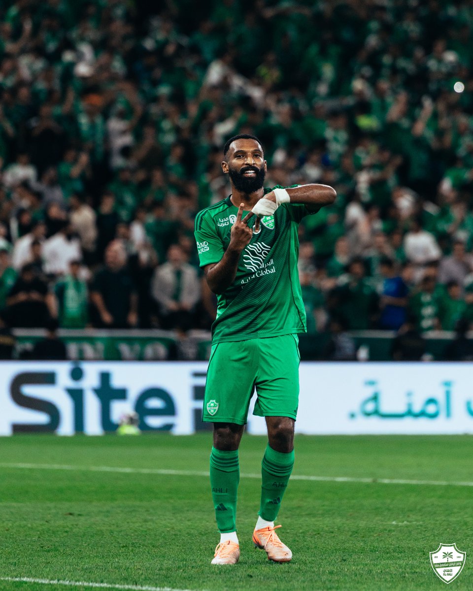 احتفالية «العازف» بالهدف 🎻

#الأهلي_الاتحاد | #دوري_روشن_السعودي