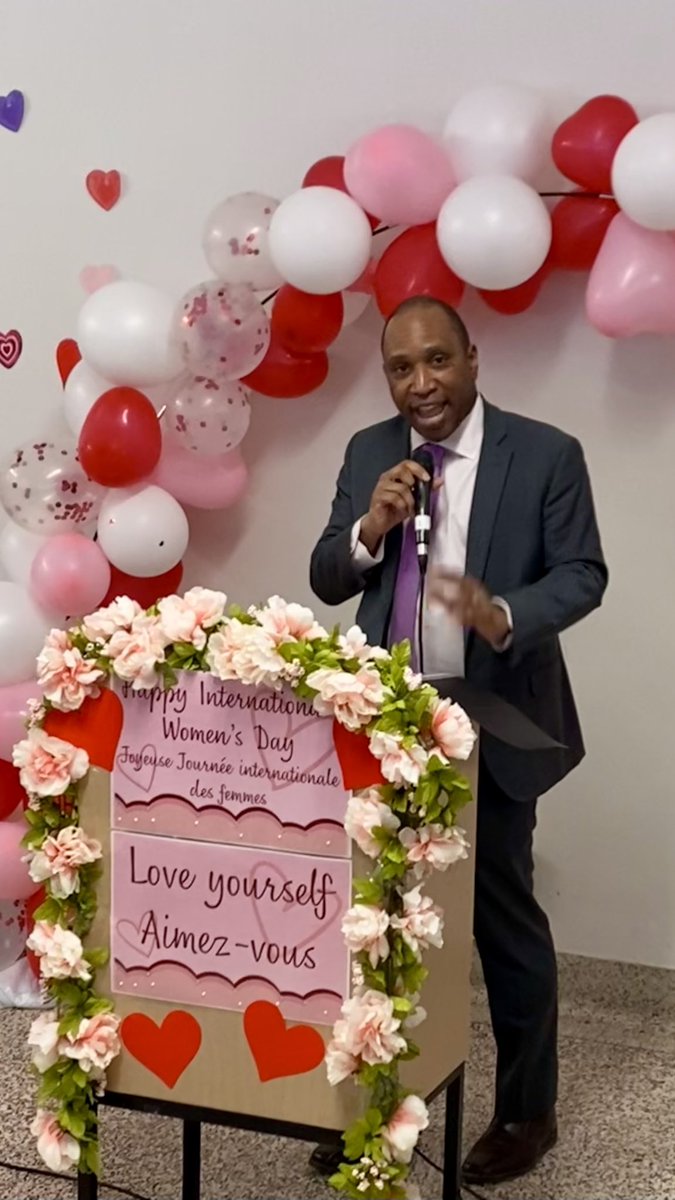 Rawlson King tweet media