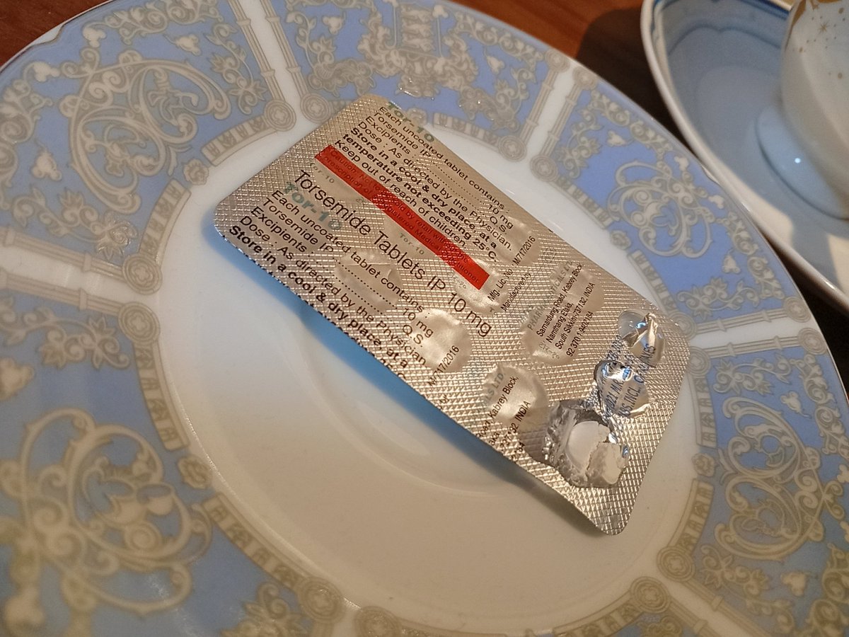 あやこ tweet media