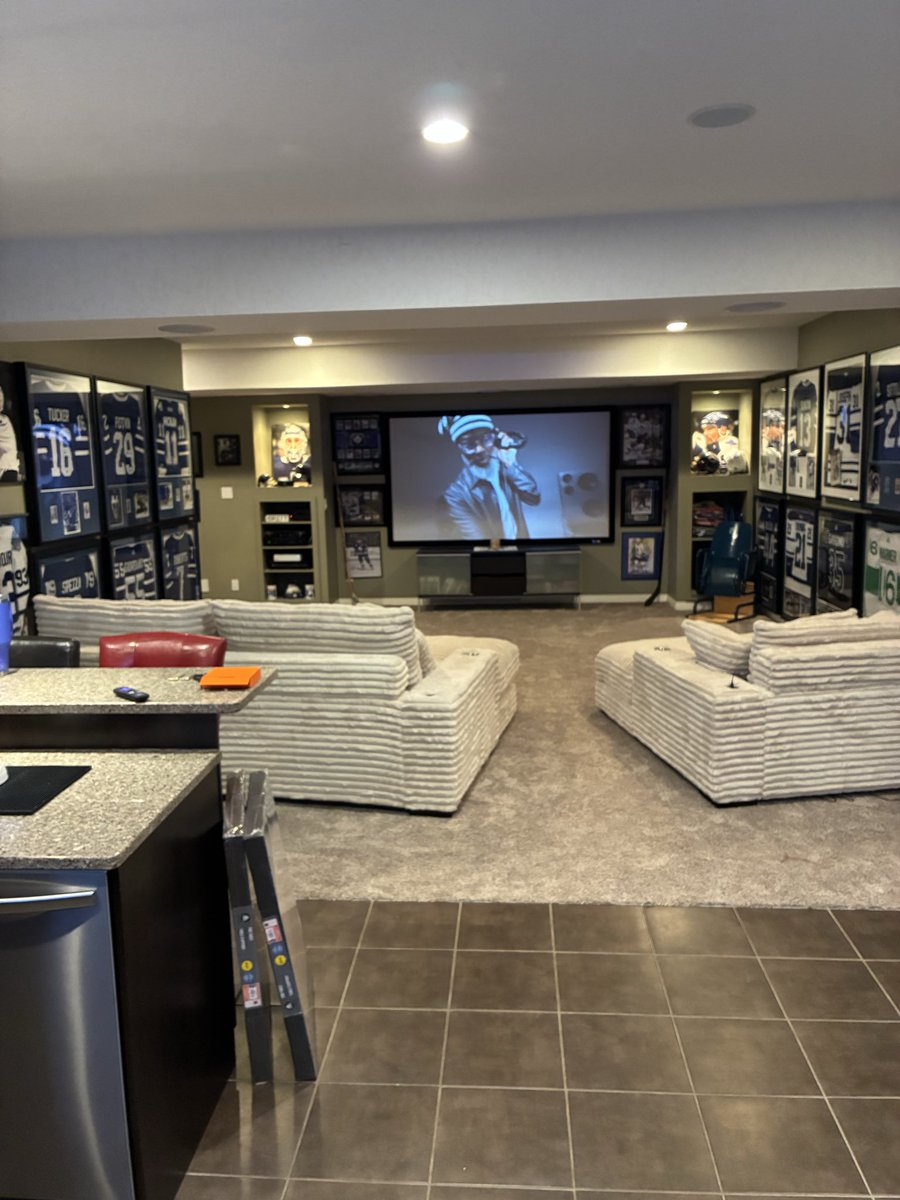 rob ackerblade tweet media