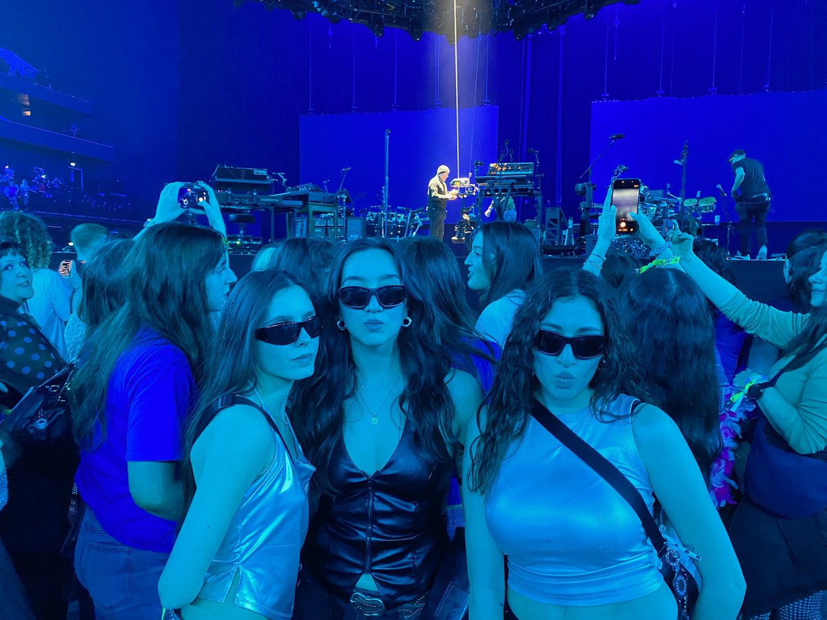 ハリー tweet media