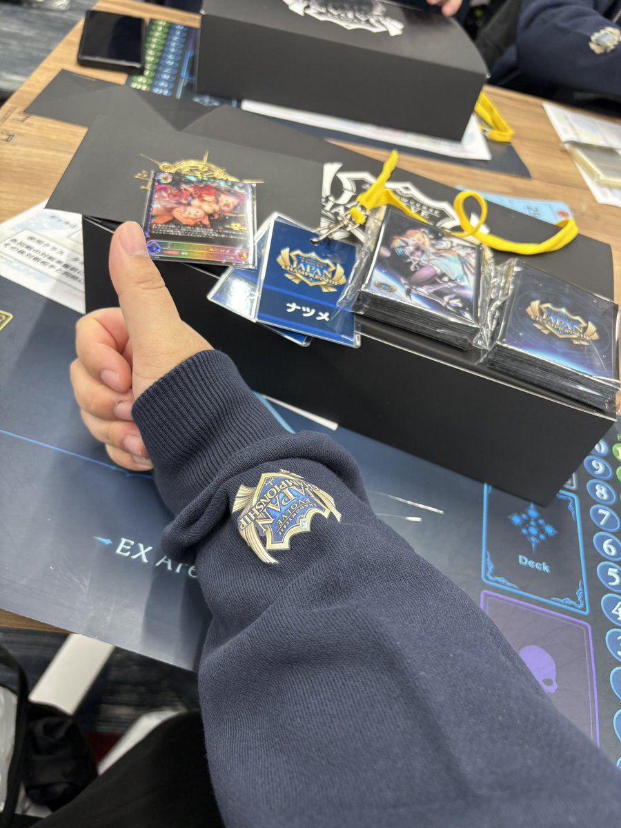 ナツメ tweet media