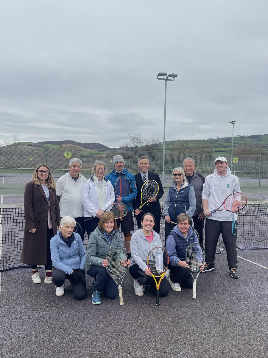 CaerphillyLTC's tweet photo. This morning we welcomed @Chris_EvansMP to #CTC to showcase our new Court 1-3 floodlights as funded by @sportwales #BeActiveFund, talk about all of our work as well as our upcoming facility project and get on court for a hit with Head Coach Jon and some of our members! π€π₯³πΎππ‘ https://t.co/ywHU1BJd5C