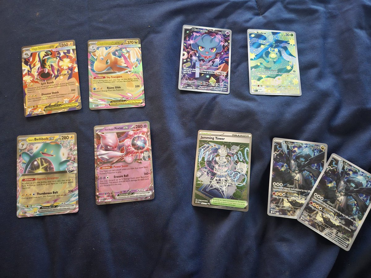 Yo_Its_Brax's tweet photo. NOT BAD for a (psuedo) first opening in years

two mega EXs, two trainer EXs, two art rares, and a full art trainer :D https://t.co/FH9TzXgxwW
