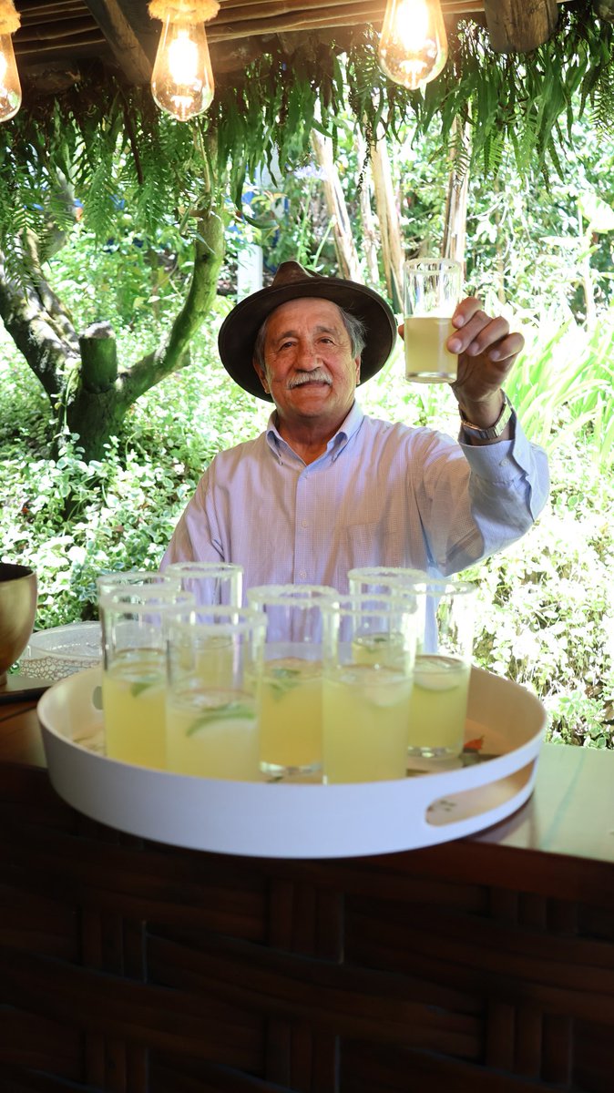 visitazuay's tweet photo. Recorre en #Paute la ruta gastronómica "Azuay... Mucho Gusto" y descubre los sabores que han hecho de este cantón un destino perfecto para disfrutar de la buena mesa. 🤩🍽️

Conoce más en 👉https://t.co/XgPdHS6tEc (sección Rutas).

#JotaLloretPrefecto
#VisitAzuay
#AzuayEsElDestino https://t.co/Dq5vAKalZm