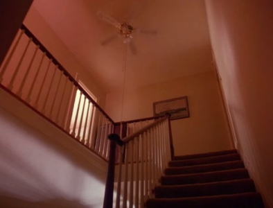 (1/3) This shot from Twin Peaks in particular had a effect on my pscyhe. This shot appears multiple times throughout the show, &amp; the first time I watched TP, I honestly didn't think much of the shot at first. But the show repeatedly comes back to this shot, &amp; recontextualizes it