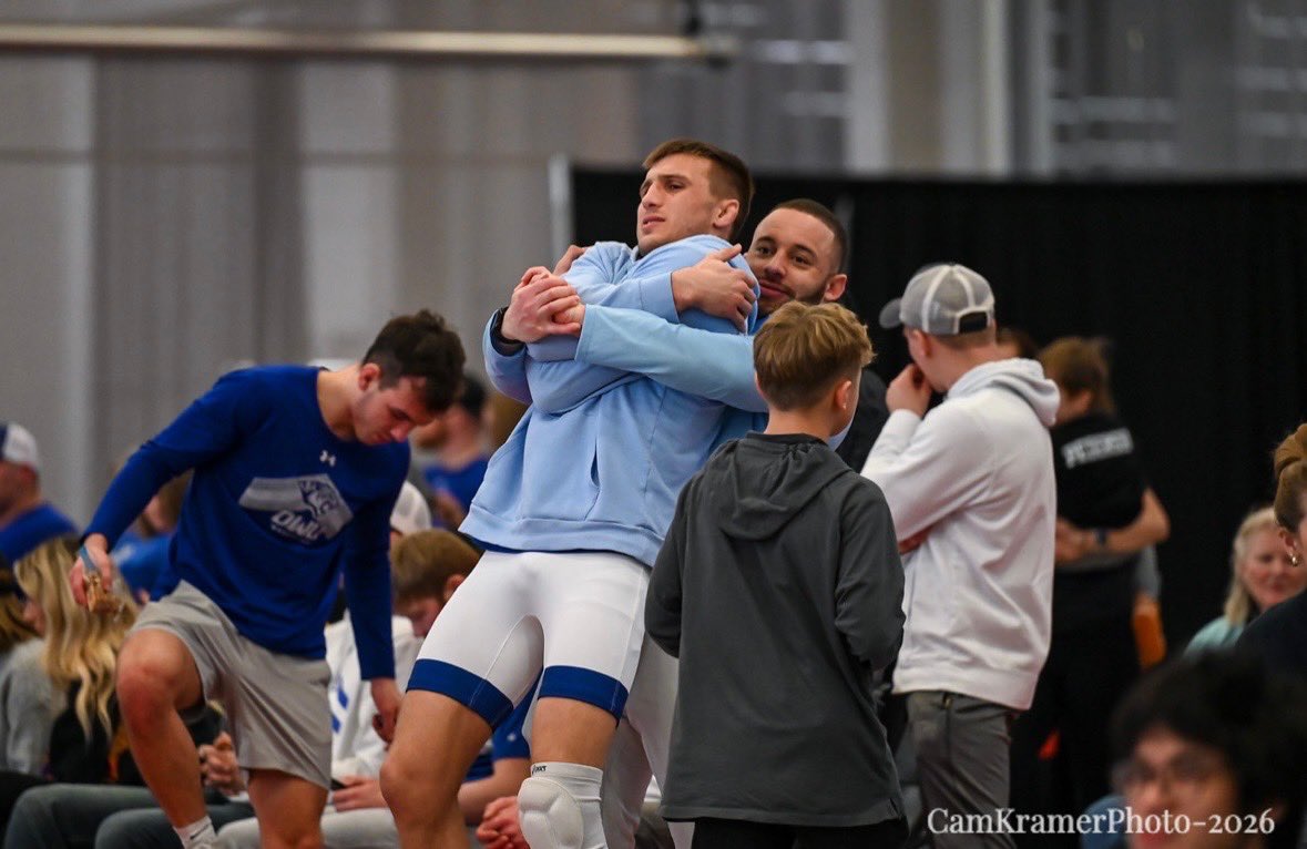 Dakota Wesleyan Wrestling tweet media