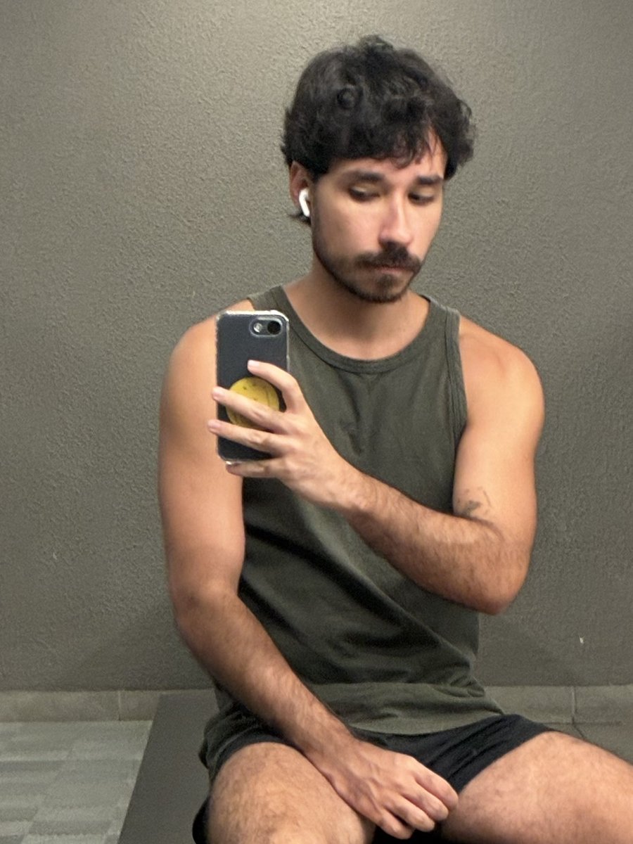 thxloxvre's tweet image. #funfact quando eu tirei essa foto eu ainda tinha 24 anos