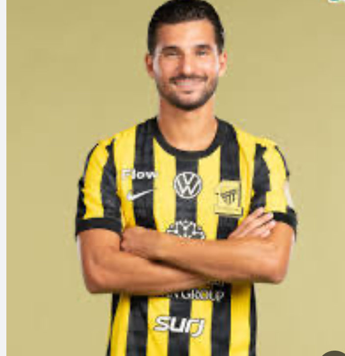 اعتقد بعد مباراة الليله هؤلاء الثلاثة الذهاب إلى بلدانهم على اول طائرة.