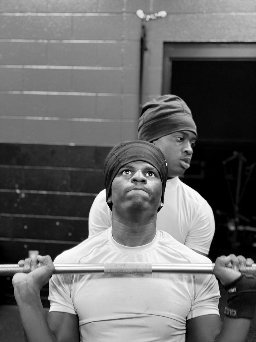 Mt. Healthy Football tweet media