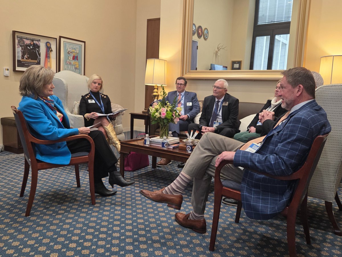 U.S. Senator Cindy Hyde-Smith tweet media