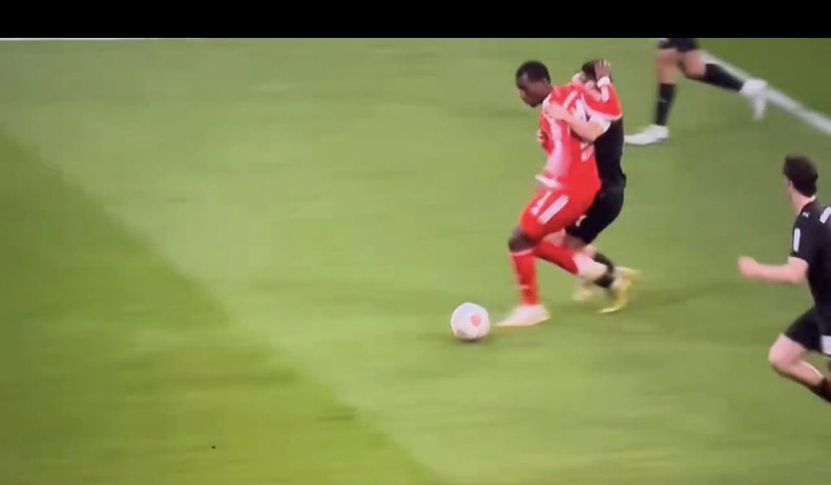 _alex_1712 tweet media