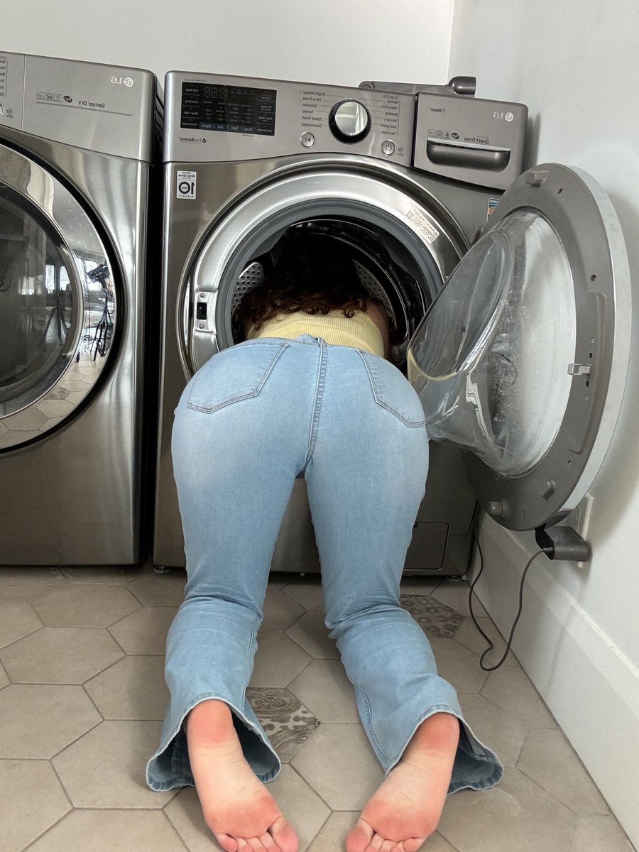 kellysarah112's tweet photo. Step bro I’m stucked……… https://t.co/I3SqSBFM0B