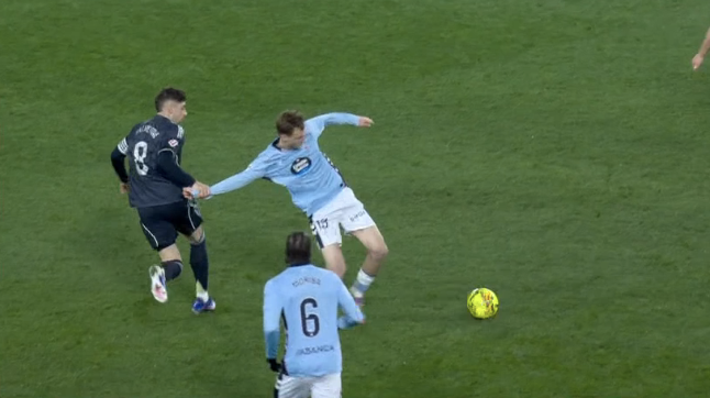 The Touchline | 𝐓 tweet media