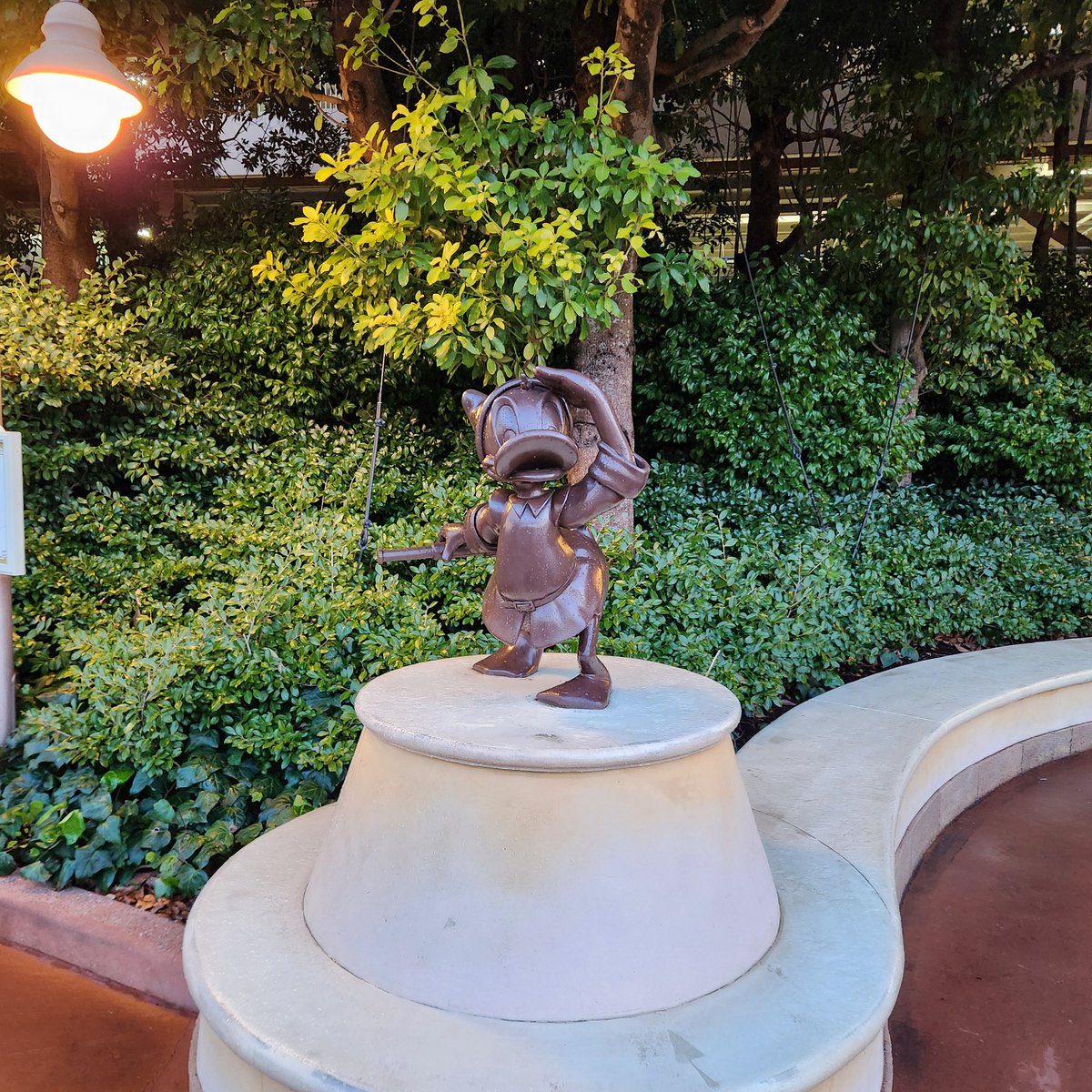 ３年ぶりか～😲
毎度おなじみのショット🐱🐾
#ディズニーシー