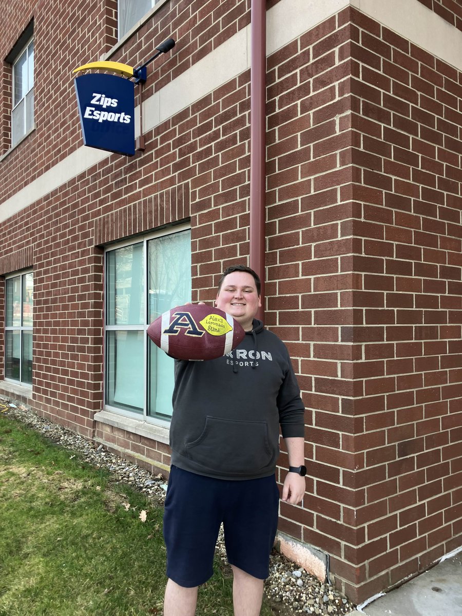 Akron Esports tweet media