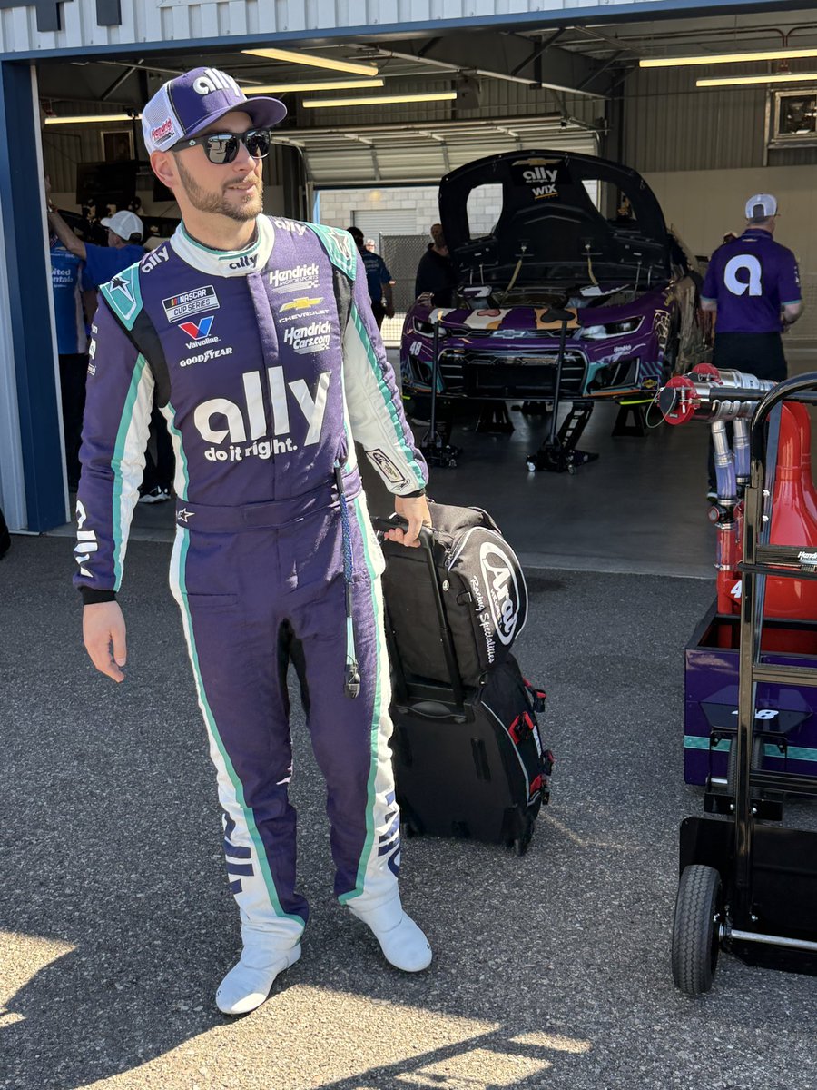 Jeff Gluck tweet media