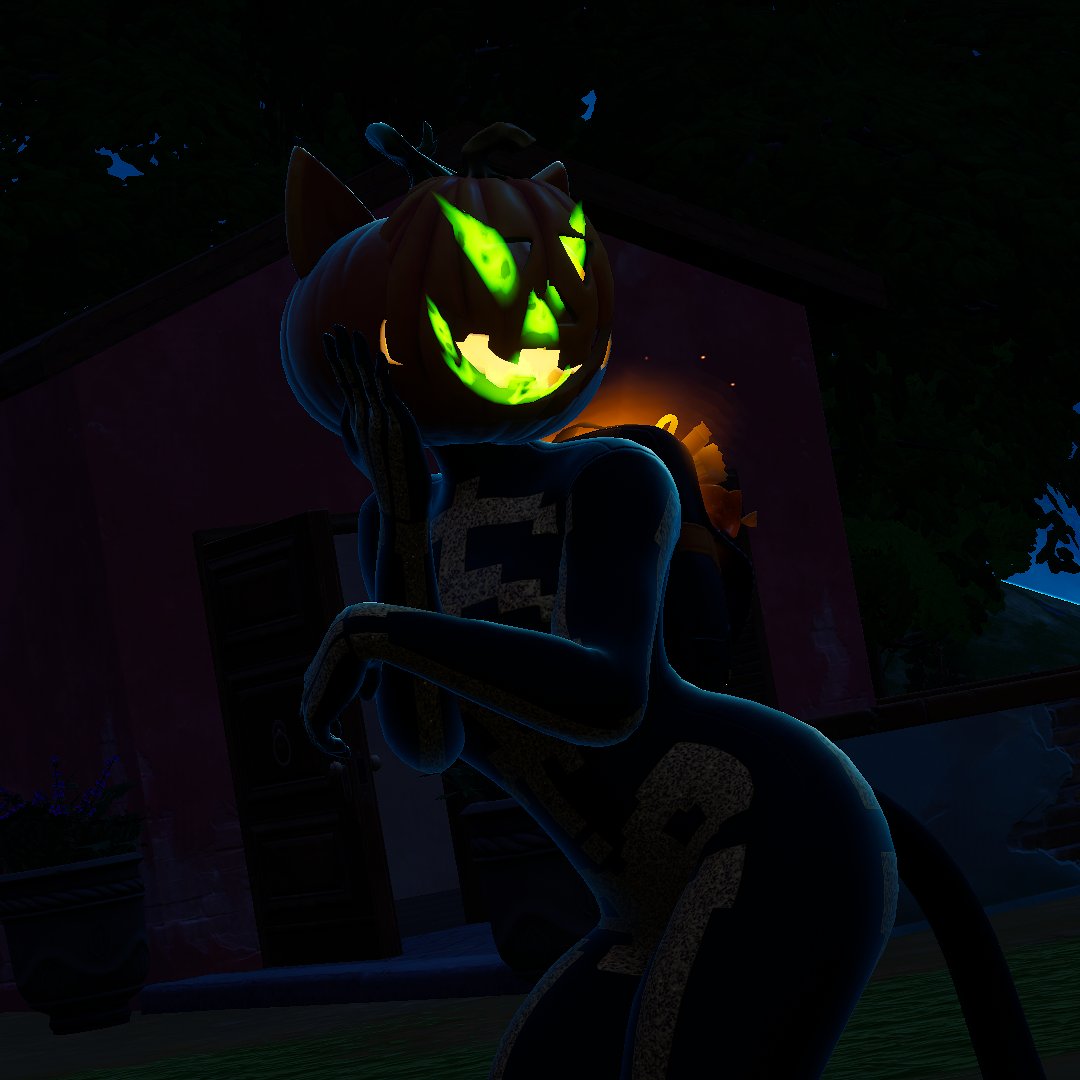 Kitsune_Kimiko's tweet image. Some Spice [Bonus!]
#Spice #SpiceFortnite #Fortnite #FortnitePacificBreak #Fortography