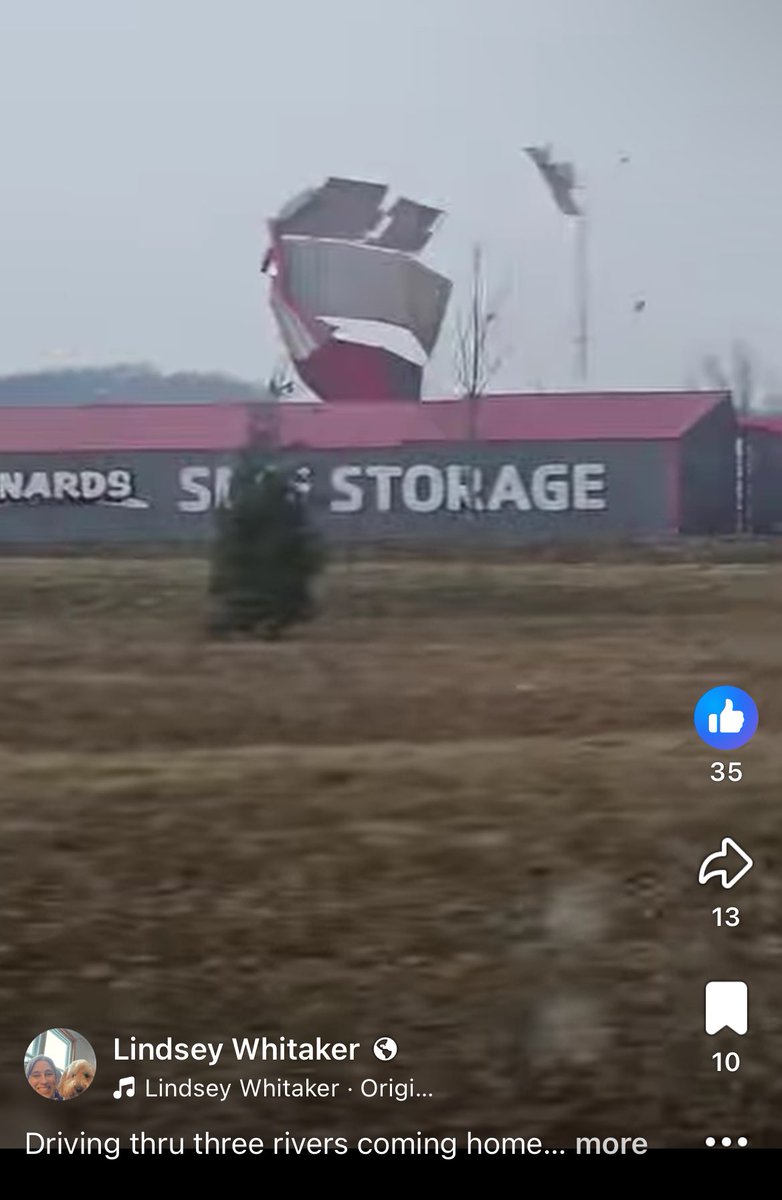 Storm Captures Pictures/Videos tweet media