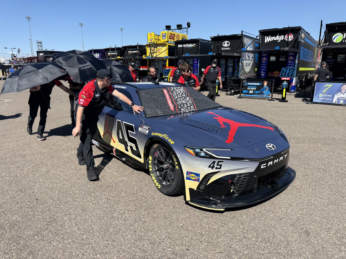 Jeff Gluck tweet media