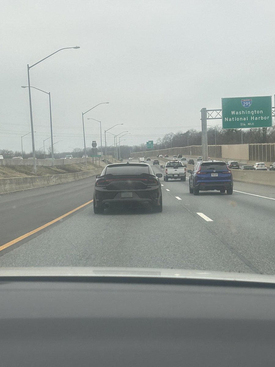 Harry_PP71's tweet photo. Just got cut off in traffic, anyone have any ideas what skin color they are?!? https://t.co/k6XEk6JTkM