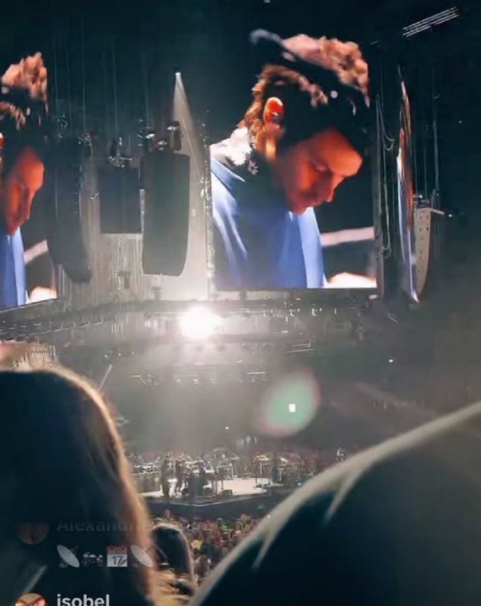 rachel🦋 tweet media