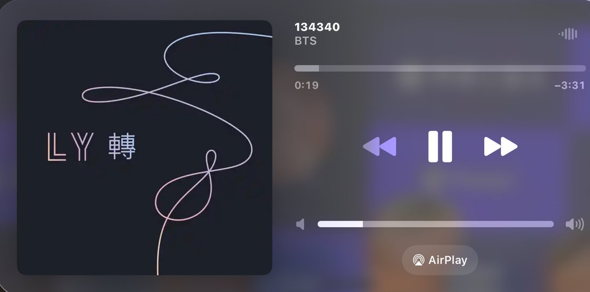 bts şarkı anlamları gün28

— 134340, bir zamanlar önemliyken sonradan unutulan biri gibi hissetmeyi anlatır. Şarkı, artık birinin hayatında eskisi kadar yerin olmadığını fark etmenin yarattığı yalnızlık ve kırgınlığı anlatır.