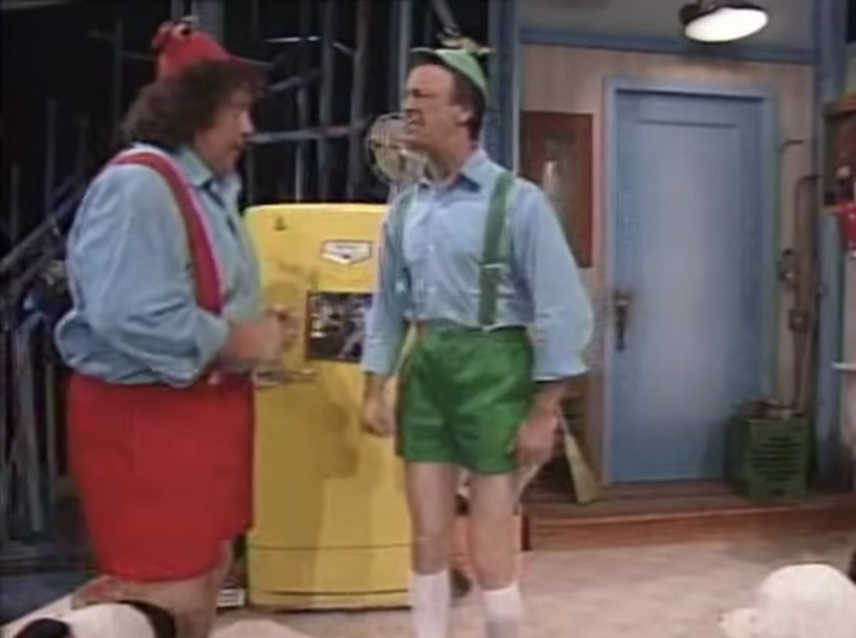 Caroline tweet media