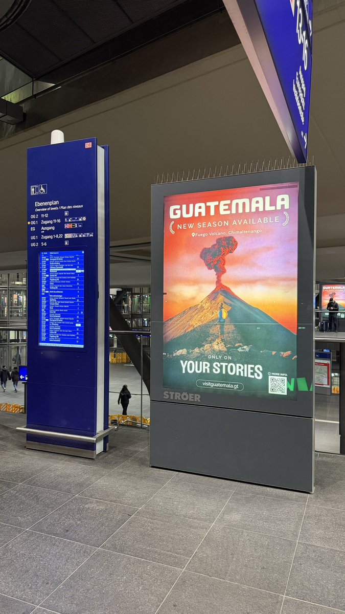 luisassardo's tweet photo. Me bajo en la estación central de trenes en Berlín y esta lleno de anuncios de Guatemala. Se me salieron las lágrimas. Gracias @InguatPrensa https://t.co/XgKr8YiFhp