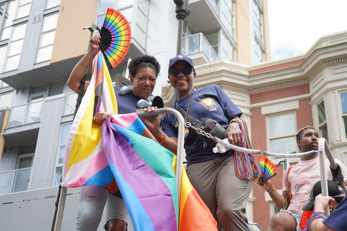 Mayor Muriel Bowser tweet media