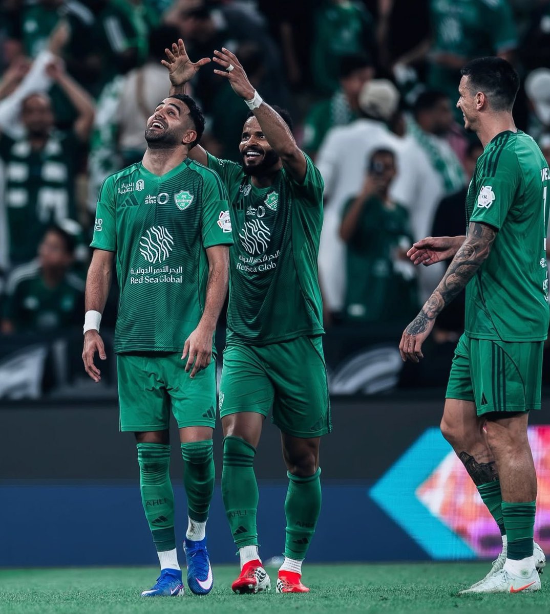 عيسى. tweet media