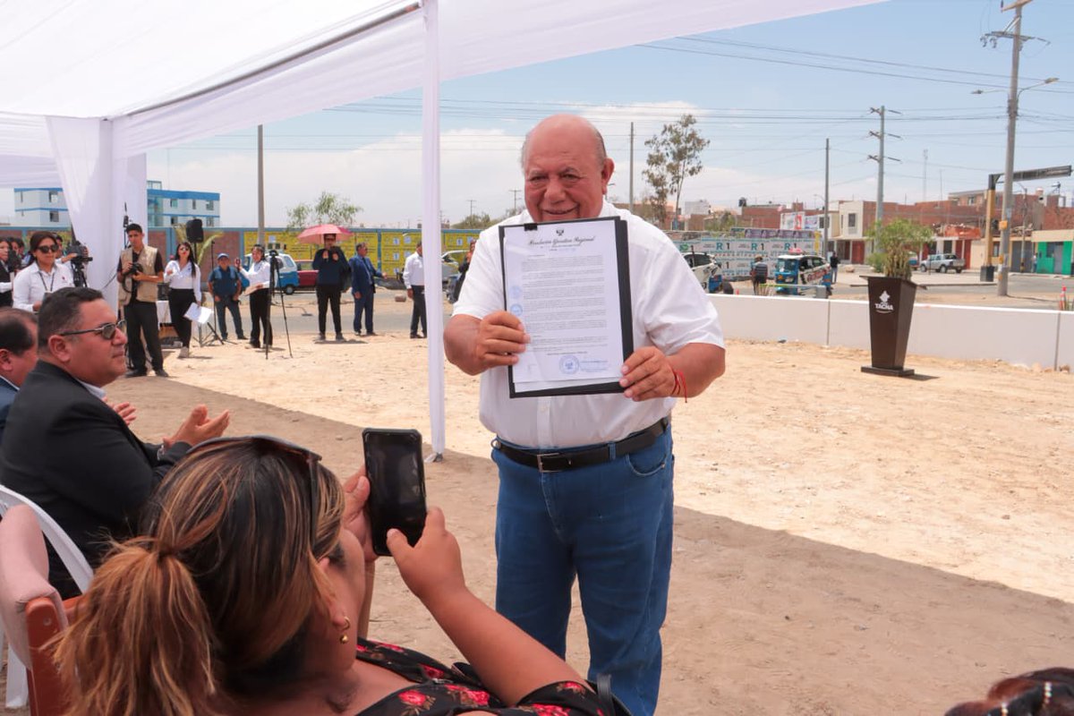 Región Tacna tweet media