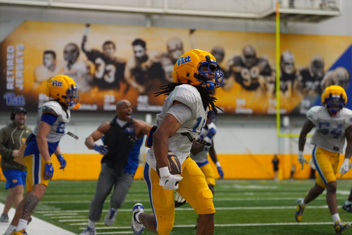 Pitt Football tweet media