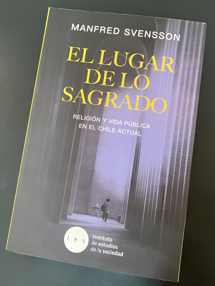SvenssonManfred's tweet photo. Es una alegría compartir que ya se encuentra publicado mi libro “El lugar de lo sagrado. Religión y vida pública en el Chile actual”. Tiene algo de mirada histórica (desde un panorama global a una discusión del cristianismo mapuche), una vuelta por las clásicas discusiones sobre el lugar de la religión en la vida pública, y el problema de su cruce con las llamadas “guerras culturales”. Quedan invitados a adquirirlo, leerlo y discutirlo, y en los próximos días habrá noticias sobre su lanzamiento.