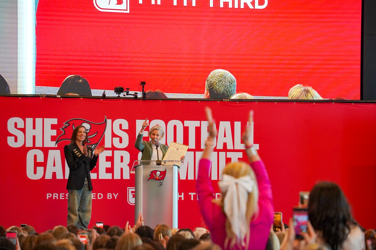 Jane Castor tweet media