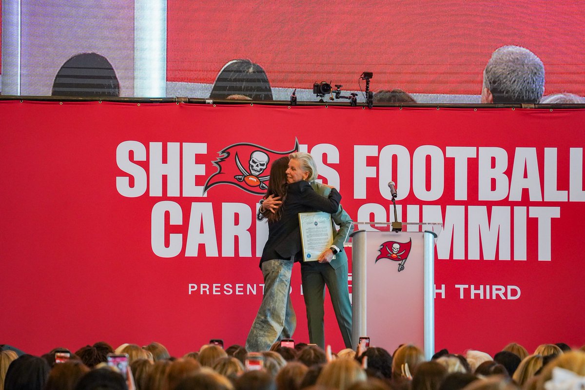 Jane Castor tweet media