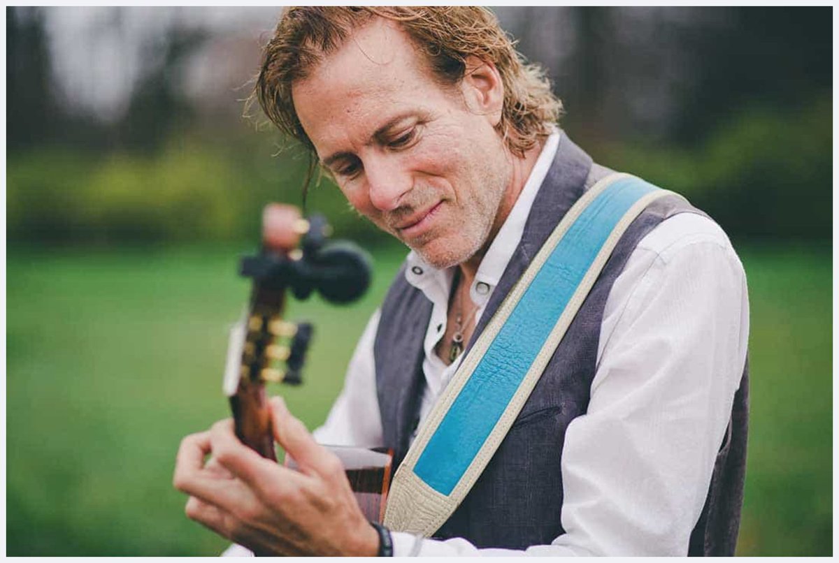 JDSpradlin's tweet image. Listener Mail
Q) Hey JD, when is the next airing of the @PeterMayerMusic Key West 12-Volt Man Special?
- @ChristnSailing

A) 9pm (KWT)
Then: 2x on Sat-Noon &amp;amp; 8pm / 3x Sun-10am, 5pm, 11pm
o0 #BubblesUp o0º
Cheers &amp;amp; Fins Up!!!
~~~º0o~~/)~/)~~~
≈≈@RadioMville≈≈
@SiriusXM~#Ch24