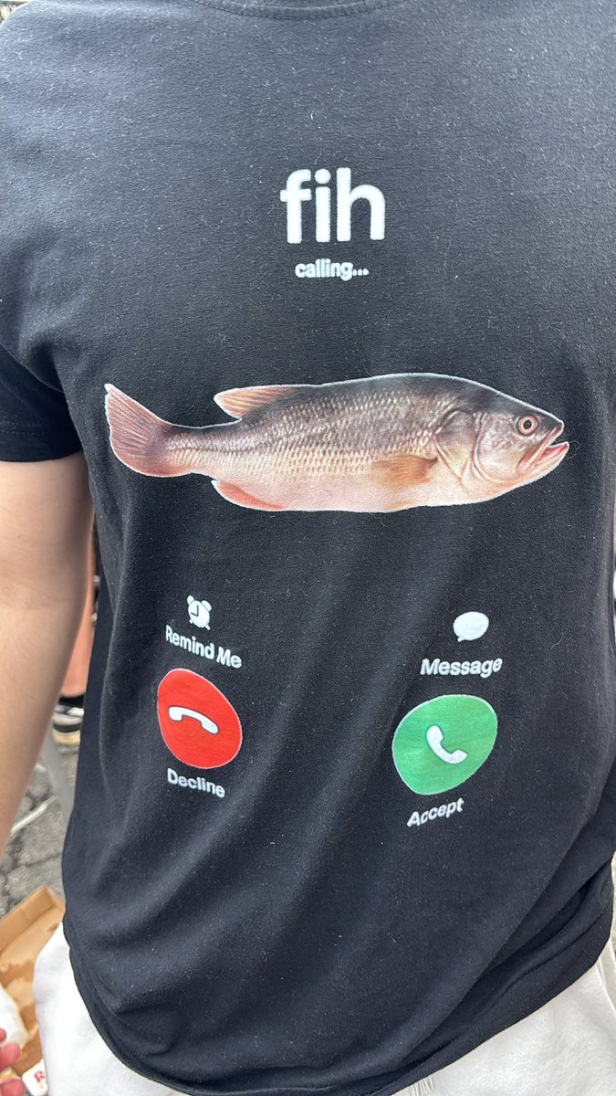 AlburtBenjamin's tweet photo. Ex wife hooked up w a dude wearing this shirt #shrink https://t.co/MMTVFsgiX0
