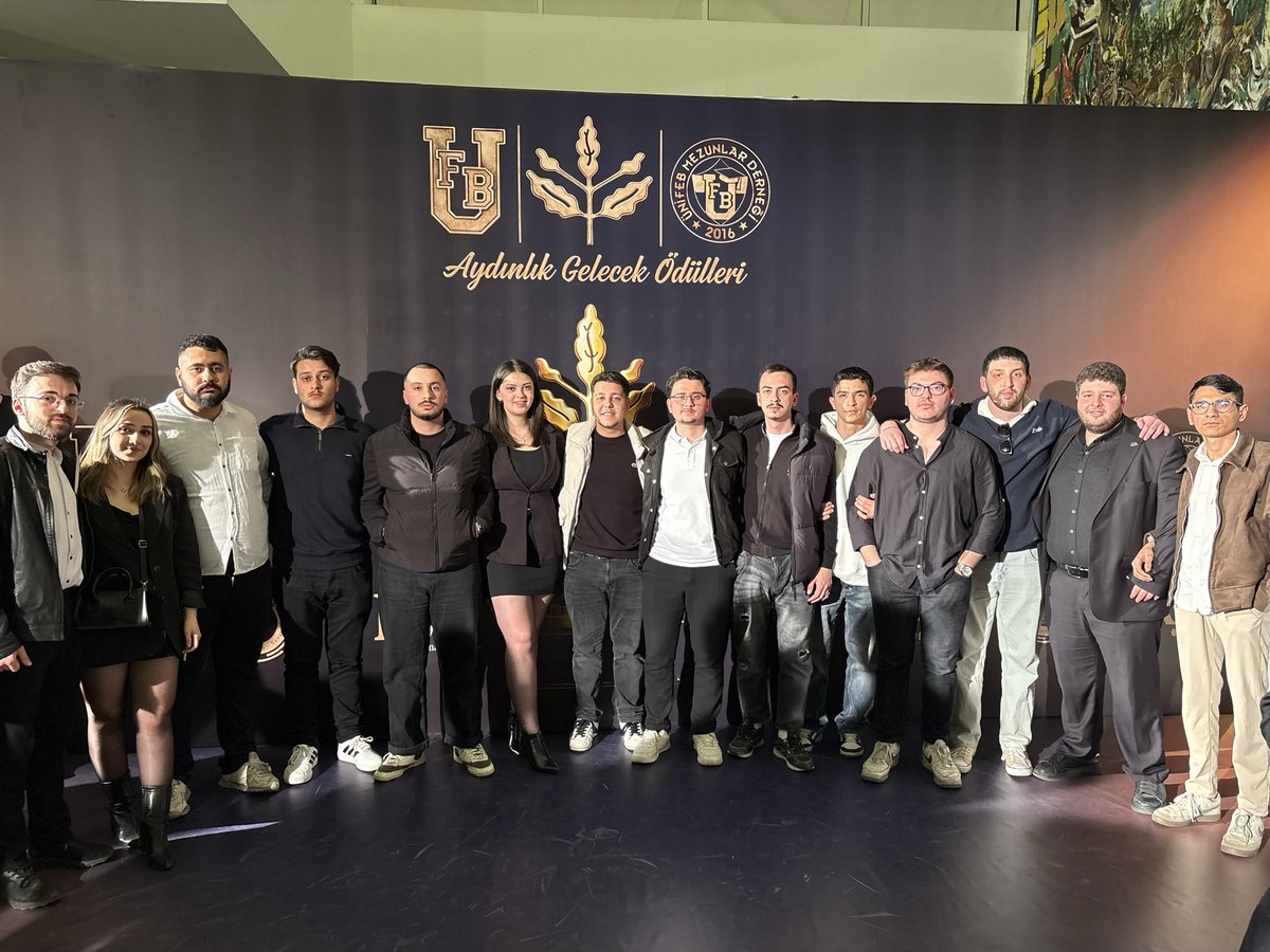 UFBDumlupinar's tweet photo. 1907 ÜNİFEB Dumlupınar Üniversitesi örgütlenmesi olarak #AydınlıkGelecekÖdülleri2025’e katılım gösterdik. https://t.co/PiCQUQnlmc