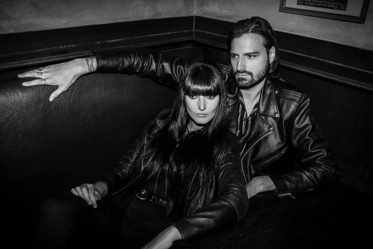 GhostCultMag's tweet photo. VIDEO + PRE-ORDER: @ultrasunn_ Share a Live Video for “Keep Your Eyes Peeled” - Tour Kicks Off This Weekend (@artoffact, @PressHere)  https://t.co/XlgFeMcYup https://t.co/AgXHW9KAw9