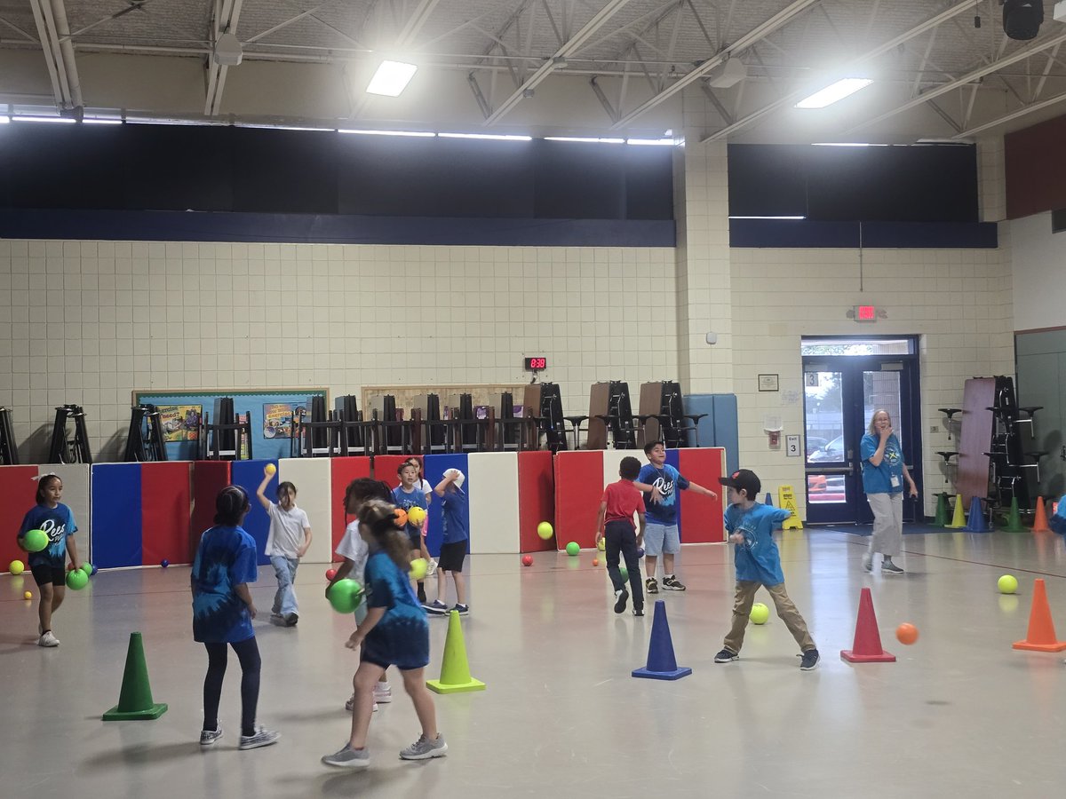 Rees Elementary (Performing & Visual Arts Academy) tweet media