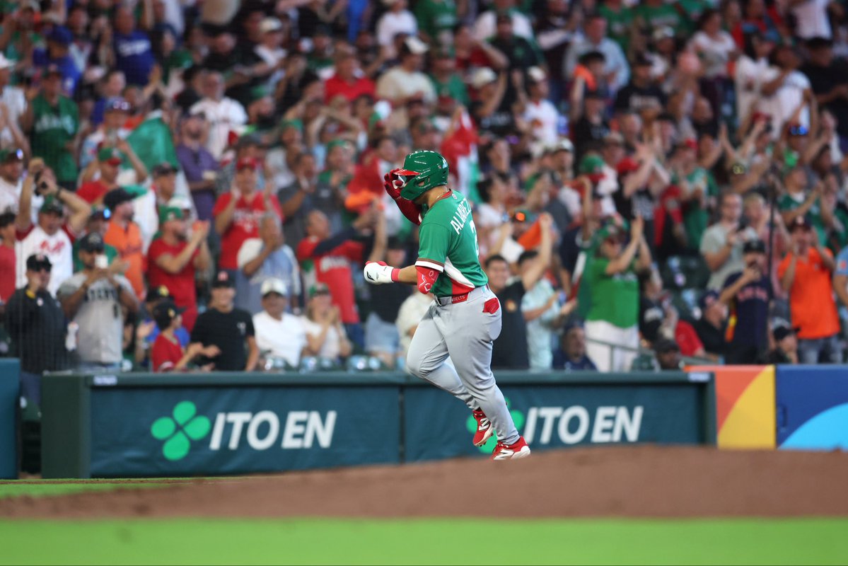 #WBC⚾️ | ¡PIZARRA FINAL!

🎙️Terminó el debut del Tricolor en Houston, <a href="/MexicoBeis/">Novena México 🇲🇽⚾</a> vence con cátedra 8-2 ante Gran Bretaña para así, romper la racha de cinco debuts con derrota en el <a href="/WBCBaseball/">World Baseball Classic</a> 

W: Robert García
L: Gill Hill

📊 Mexico (1-0) | Gran Bretaña (0-1)

📸 <a href="/MexicoBeis/">Novena México 🇲🇽⚾</a>