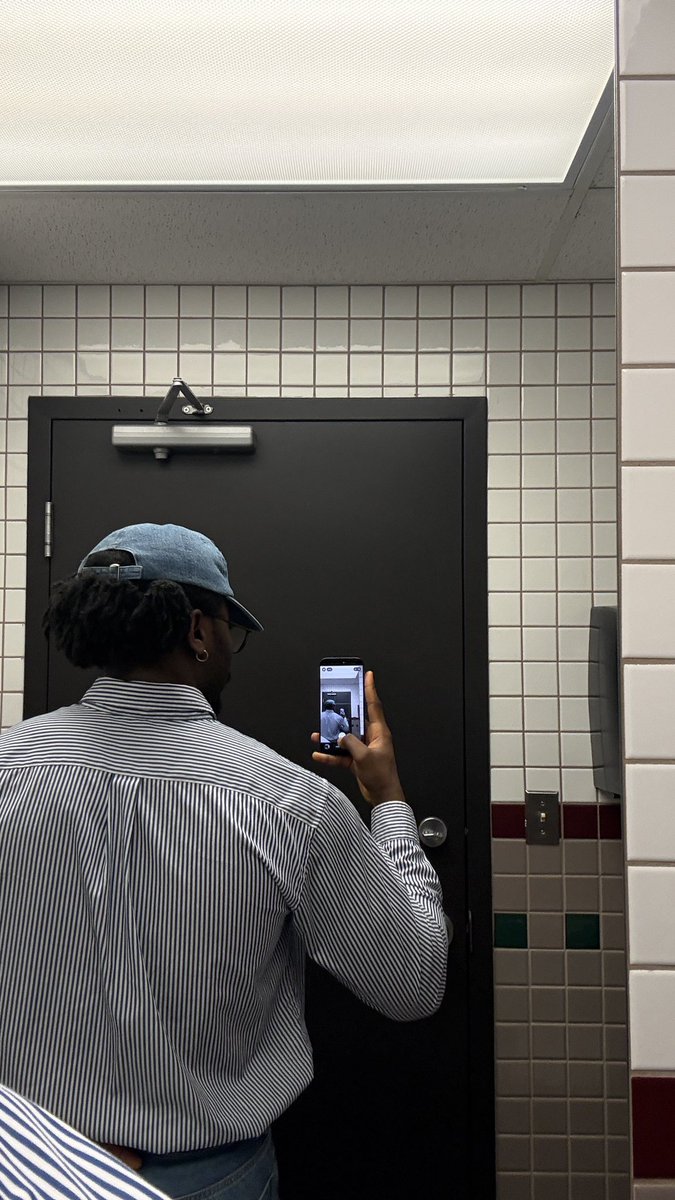 jofadairo's tweet photo. I’ve had a hat glued to my head all week. https://t.co/onlTSD8PLD