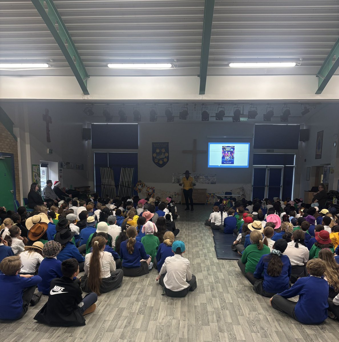 banjialexander's tweet photo. Day 310: St Mary’s Island Primary School

With English Lead, Mrs Collard. Still on a high from World Book Day celebrations, pupils wore wide-brimmed hats to mark my visit. We read excerpts from
Lockdown Looms and recited verses from my up and coming poetry book. With all the energy and enthusiasm they put into singing New King, it was hard to believe it was a Friday afternoon. What a marvellous way to end World Book Week!

Thank you for having me!

#BanjiAlexander #Author #Teacher #LockdownLooms #BookTour edutwitter