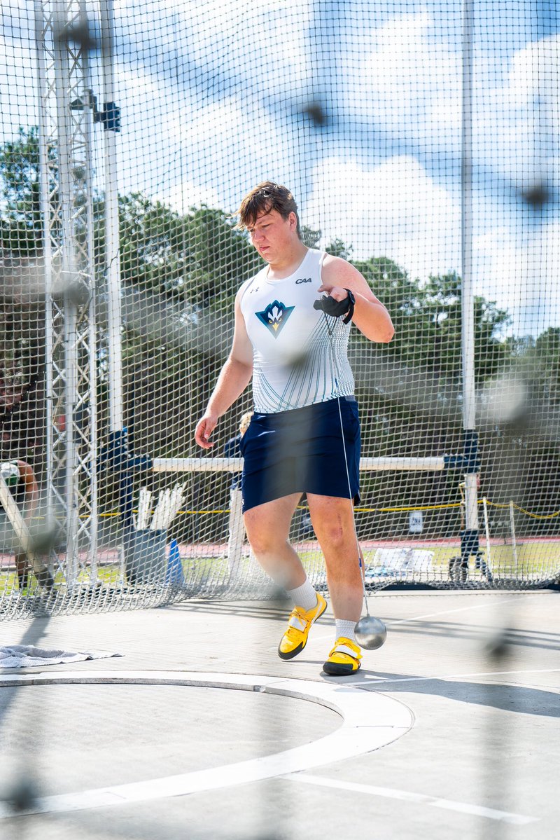 UNCW Cross Country & Track and Field tweet media